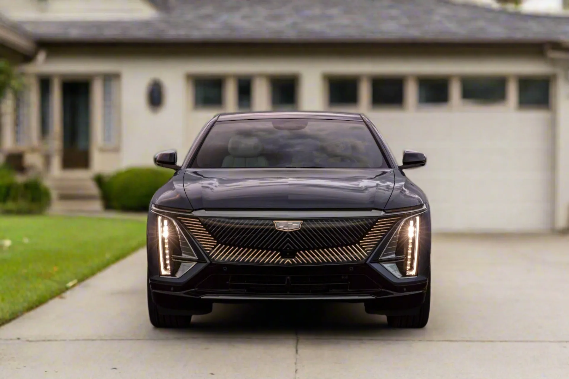 Cadillac Ascendiq 2025 Outdoor Indoor Collector-Fit Car Cover