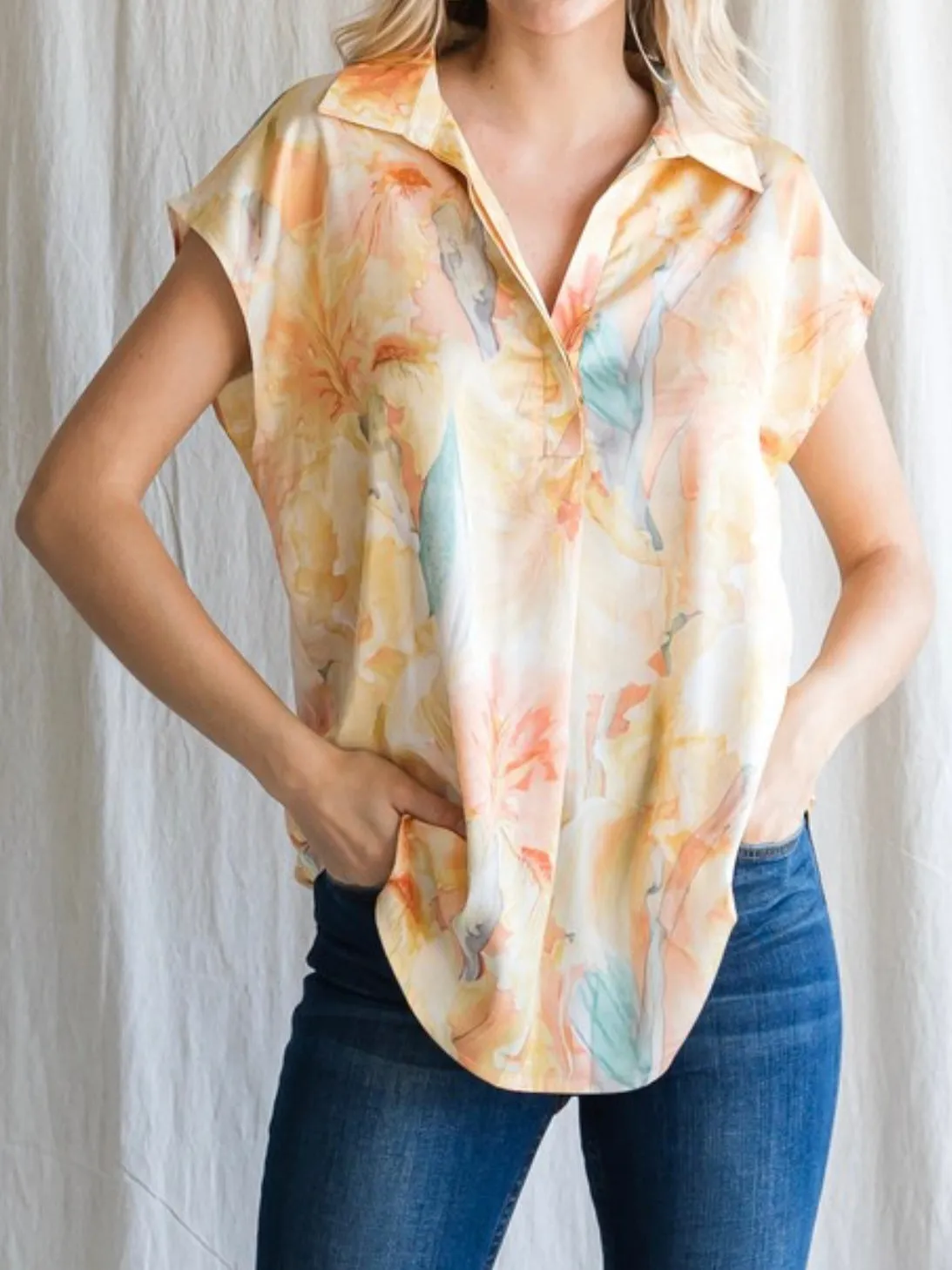 Floral Print Top with Collar
