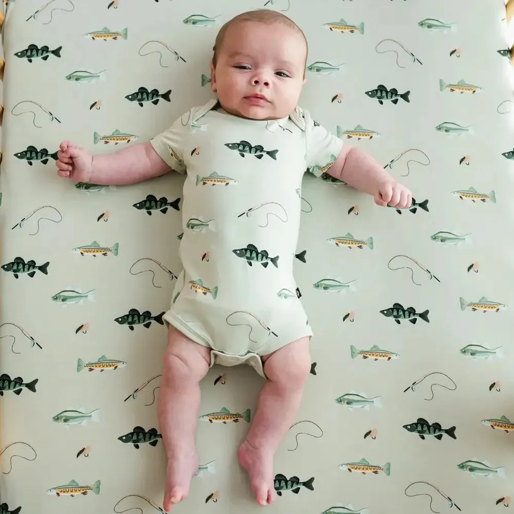 Kyte Baby Short Sleeve Bodysuit in Fishing