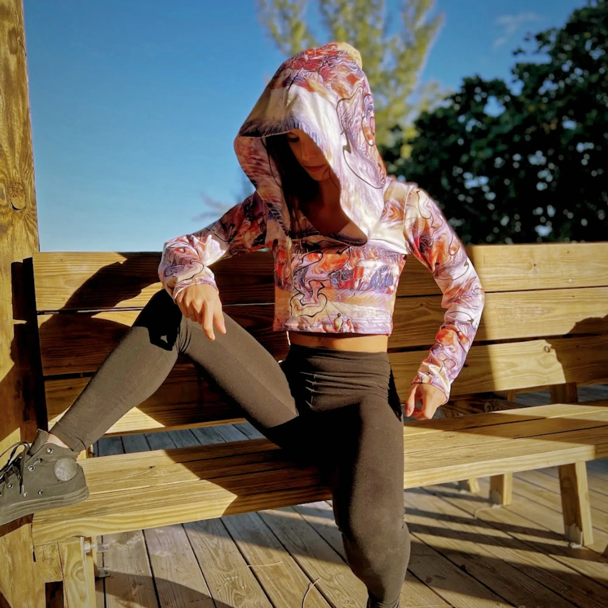 Tip Rocks Crop Hoodie