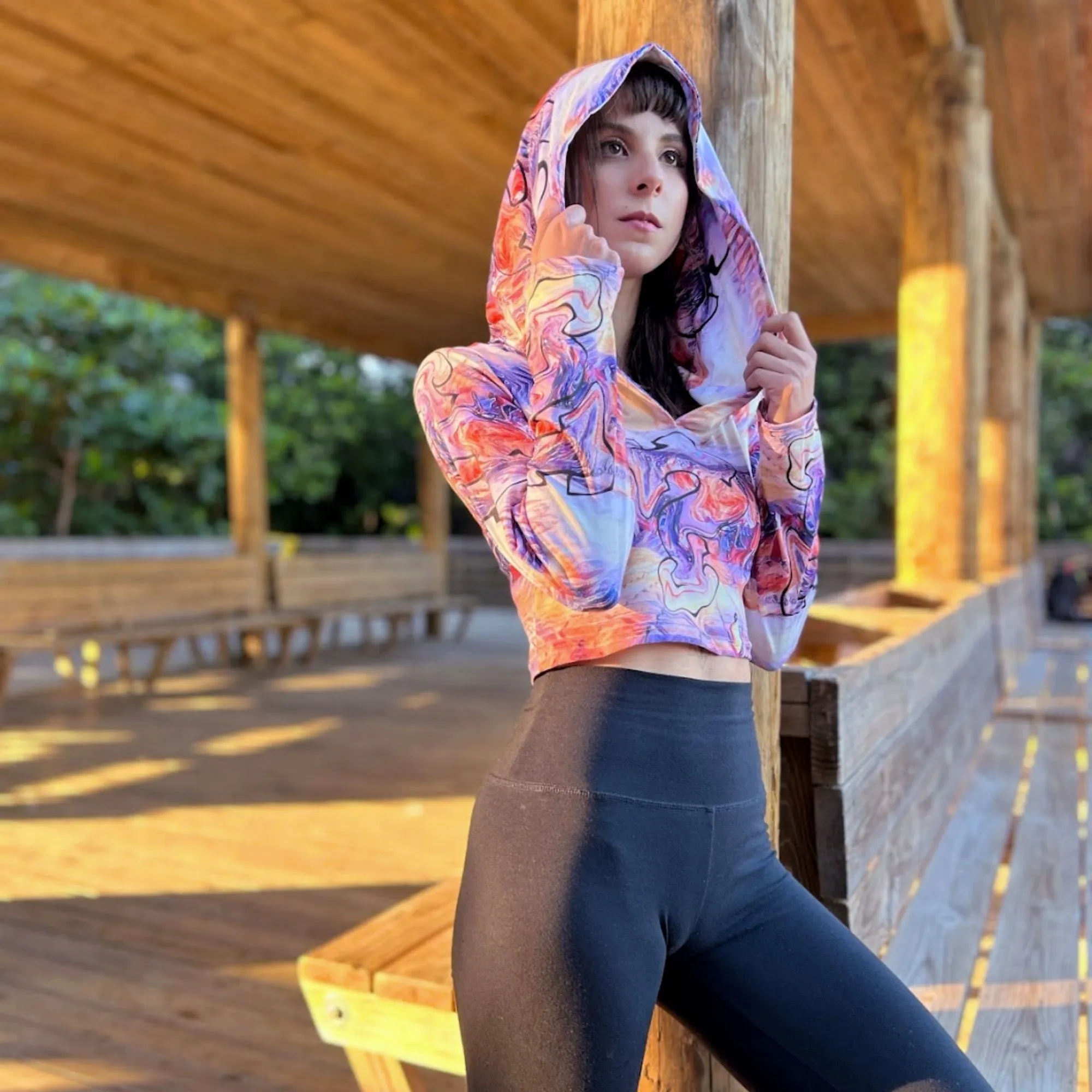 Tip Rocks Crop Hoodie