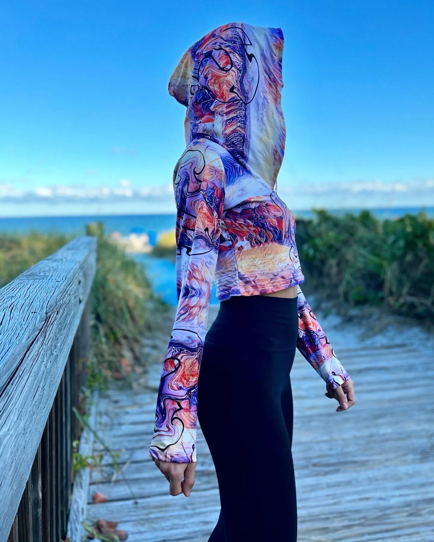 Tip Rocks Crop Hoodie